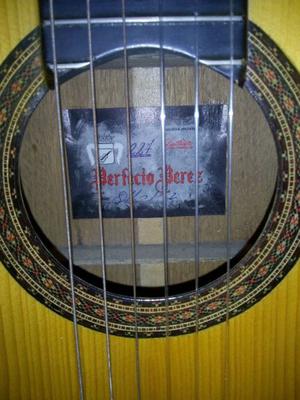 Guitarra de Luthier Perfecto Perez 227 en excelente estado