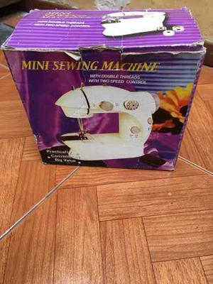 Máquina De Coser Mini Sewing Machine