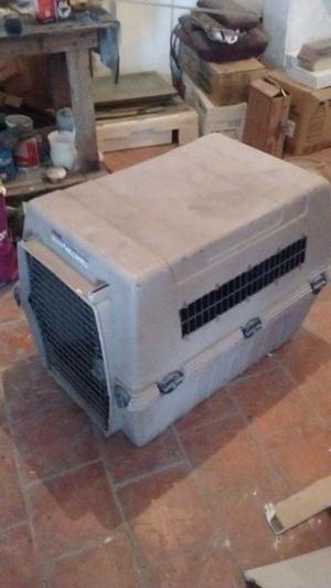 Vendo jaula grande para perros