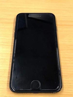 iPhone 7 Black Matte muy buen estado, no funciona la huella