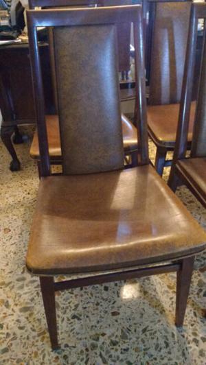 4 sillas antiguas de cedro