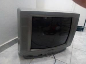 Liquido TV Hitachi tubo 22"