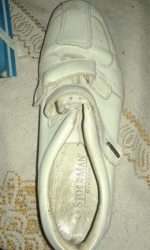 zapatillas blancas muy buen estado numero 45