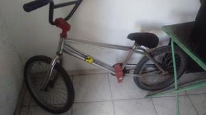 bici cromada igual a bmx