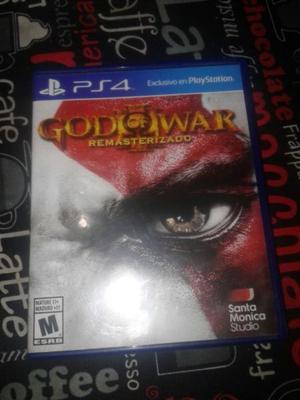 god of war 3 remasterizado y batman arkham knight fisico ps4