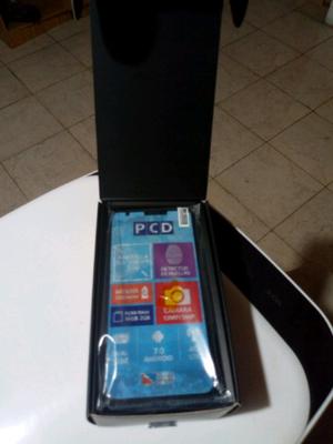 Celular libre PCD 610 Black 16Gb Memoria interna. 2GB RAM.