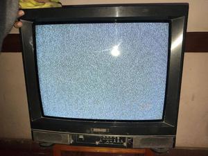 TELEVISOR PHILCO 21" C/CONTROL REM., PERFECTO !!