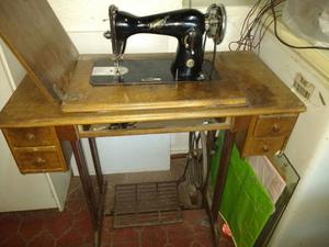 maquina de coser antigua imperdible