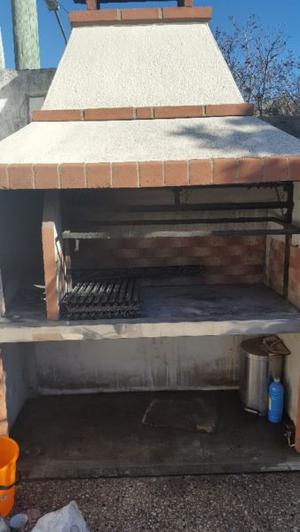 vendo parrilla premoldeada muy buena