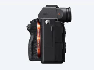 Camara Profesional Sony A7riii Full-frame With Autofocus