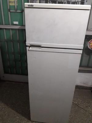 Heladera Coventry con Freezer