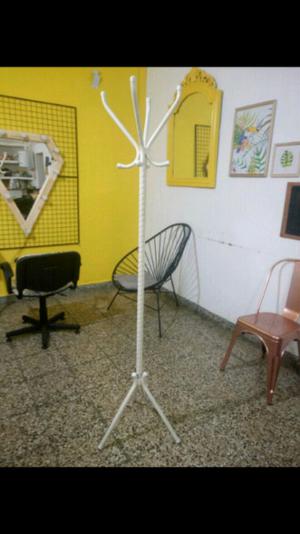 Perchero de madera