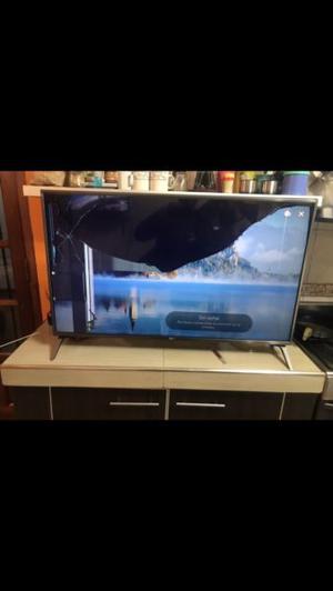 Smart tv LG 4K, pantalla rota