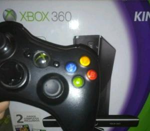 Xbox 360 con 5 juegos (2 de ellos en digital) y con kinect