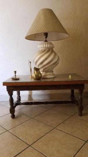 Mesa ratonera de madera