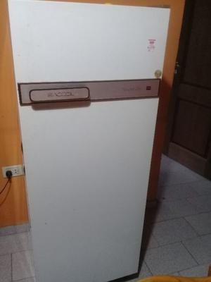 Vendo 1 Heladera