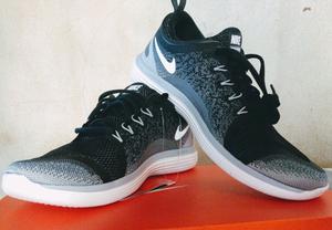 Zapatillas Nike Free Rn Distance 2 - Negro Y Blanco