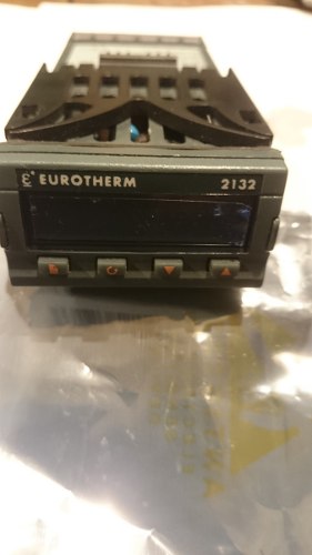 Controlador De Temperatura Eurotherm 