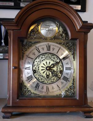 RELOJ DE MESA CARRILLON TEMPUS FUGIT