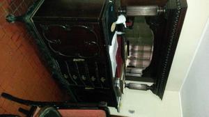 mesa con 8 sillas y aparador con espejo original