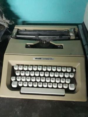 Maquina de escribir usada