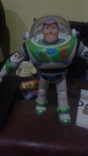 Muñeco buzz lightyear original usado