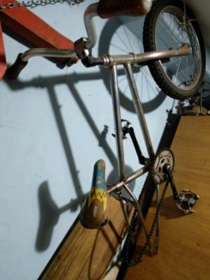 Bicicleta a r16
