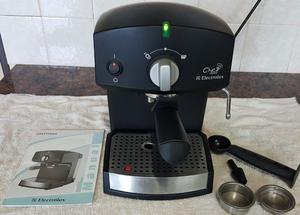 CAFETERA EXPRESSO ELECTROLUX CHEF CREMA