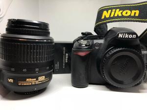 Camara Nikon D con lente  casi sin uso