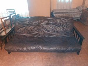 FUTON 3 CUERPOS CON COLCHON DE CUERO