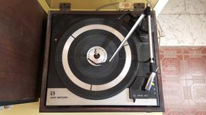 Tocadiscos Ken Brown+Lote de 50 discos de vinilo
