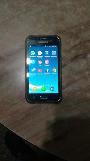 Vendo celular smartphone Samsung J1 ace