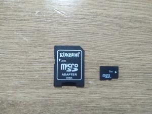 Memoria de 2 GB con Adaptador