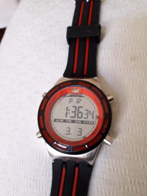 Reloj 900$nuevo ADIDAS.comb