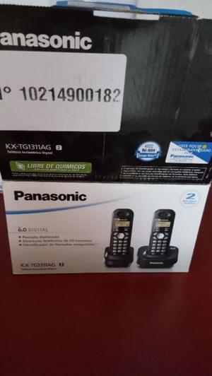 Teléfono Inalámbrico marca Panasonic, doble base