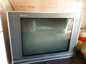 Venta televisor plana de 29 pulgadas muy linda marca grundig