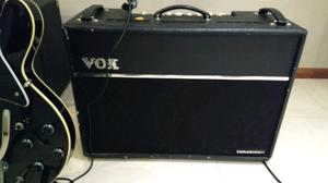 Amplificador Vox VT120+ pre valvular