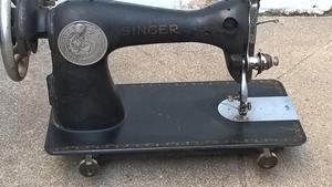 antigua maquina de coser Singer