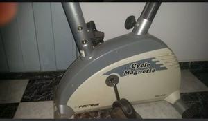 Bicicleta fija 10
