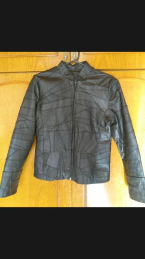 Campera CUERO negra