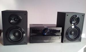 Mini Panasonic con parlantes alternos