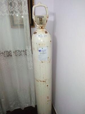 Vendo tubo de oxigeno grande