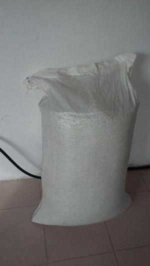 PIEDRITAS SANITARIAS PARA GATOS.30kg