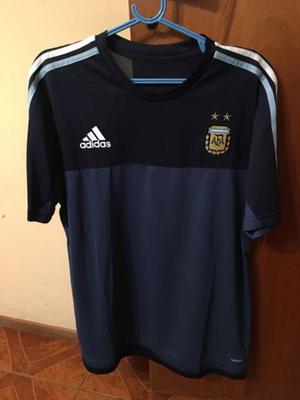 Camiseta Argentina Adidas de Entrenamiento talle L