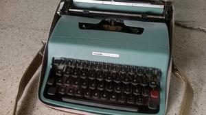 Maquina de escribir Olivetti Lettera 32 Para Reparar!! Con