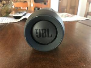 Parlante JBL Charge 2
