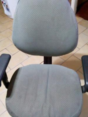 SILLÓN ERGONOMETRICO MUY BUENO