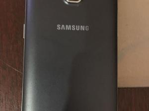 Vendo celular en excelente estrado urgente!!
