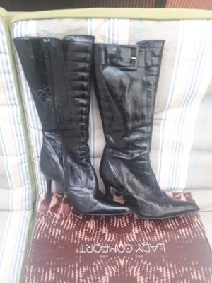 Botas de cuero nro. 36