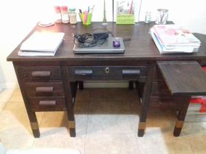 Hermoso escritorio joyero de roble restaurado